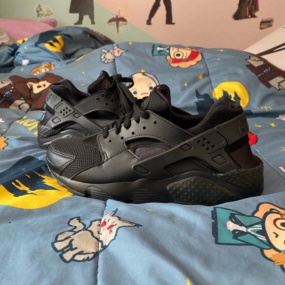 Huarache - once once - like new